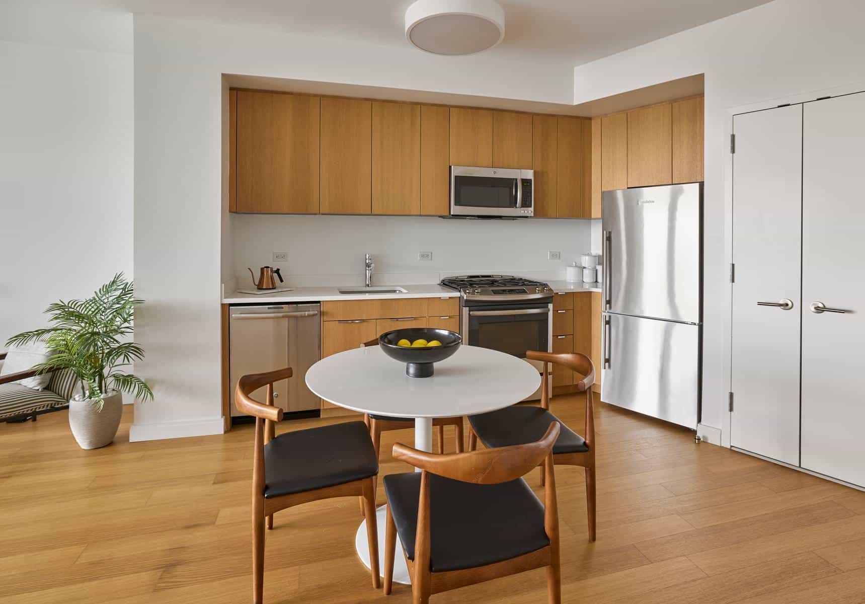 VIA 57 West 625 West   57 Street #2306, Manhattan, NY 10019 3