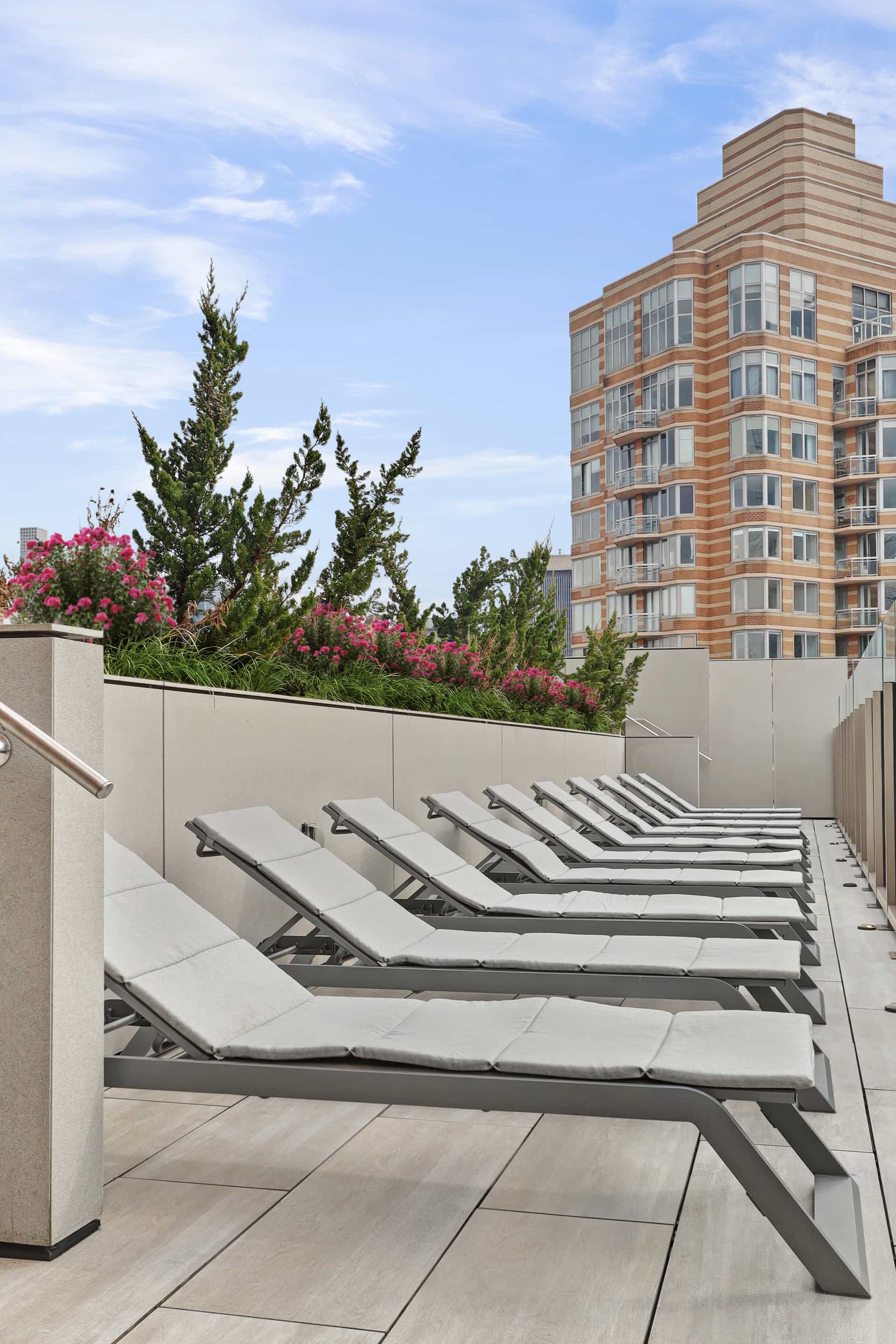 520 West   43 Street #9G, Manhattan, NY 10036 2