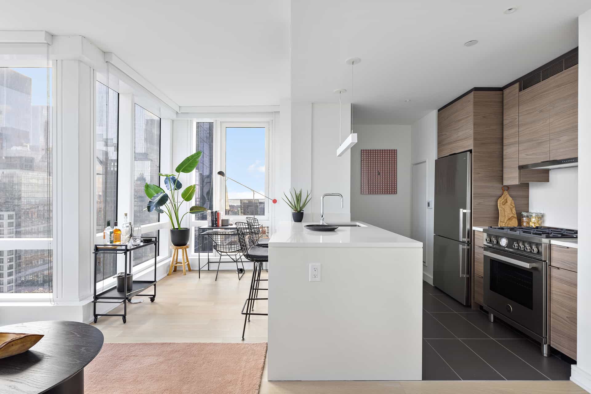 555 W 38 St #4901, Manhattan, NY 10018 2