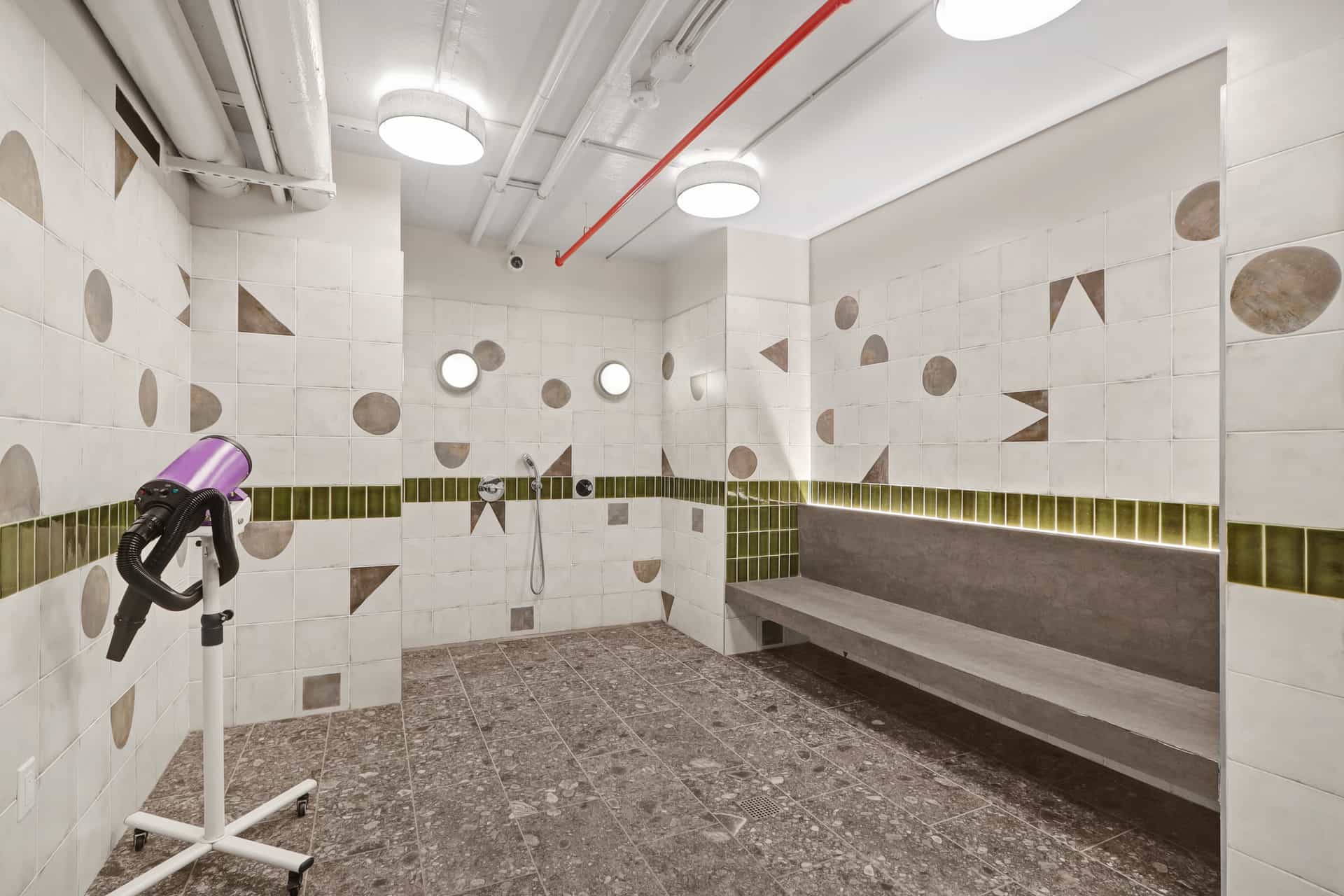 520 West   43 Street #9G, Manhattan, NY 10036 4