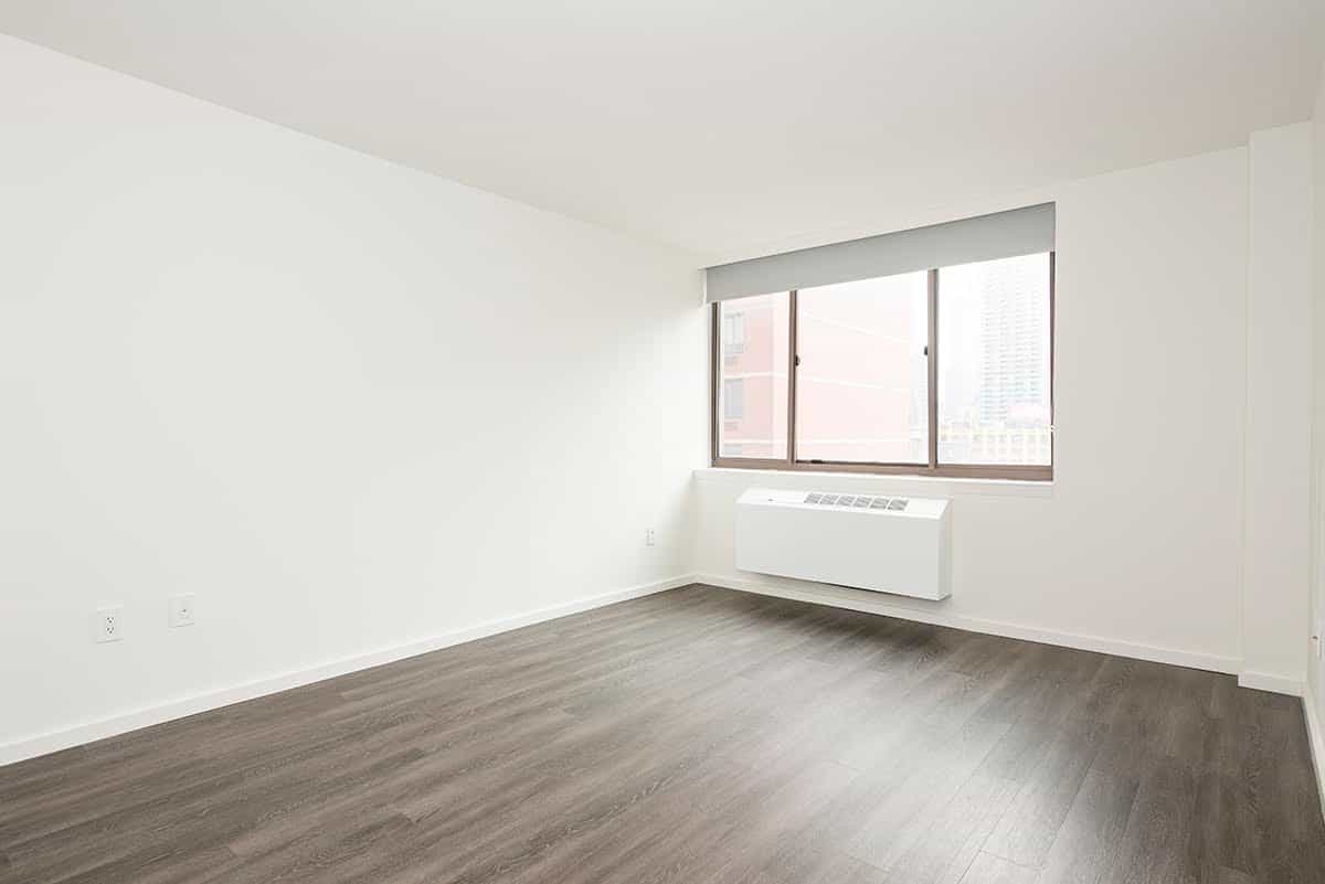 520 West   43 Street #28F, Manhattan, NY 10036 3