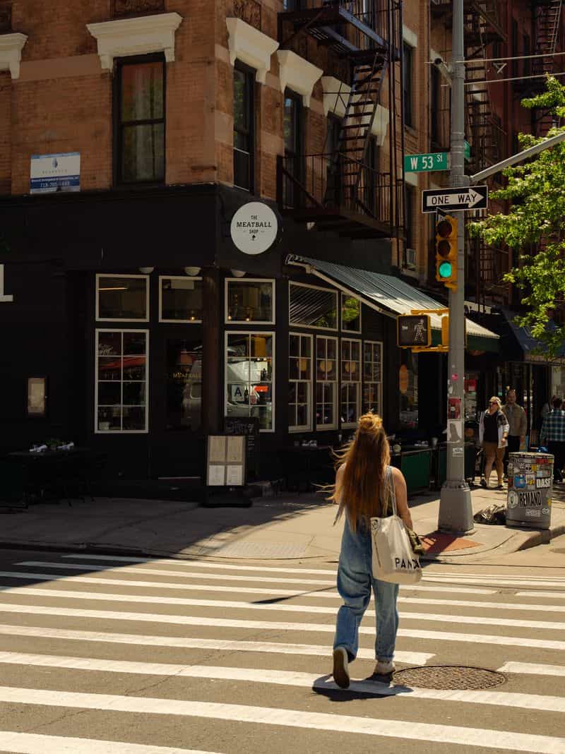 Mercedes House 550 West   54 Street #1209, Manhattan, NY 10019 3