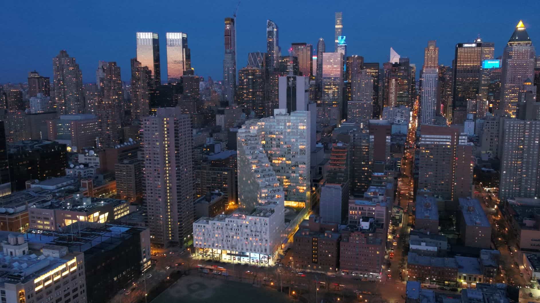 Mercedes House 550 West   54 Street #1052, Manhattan, NY 10019 5