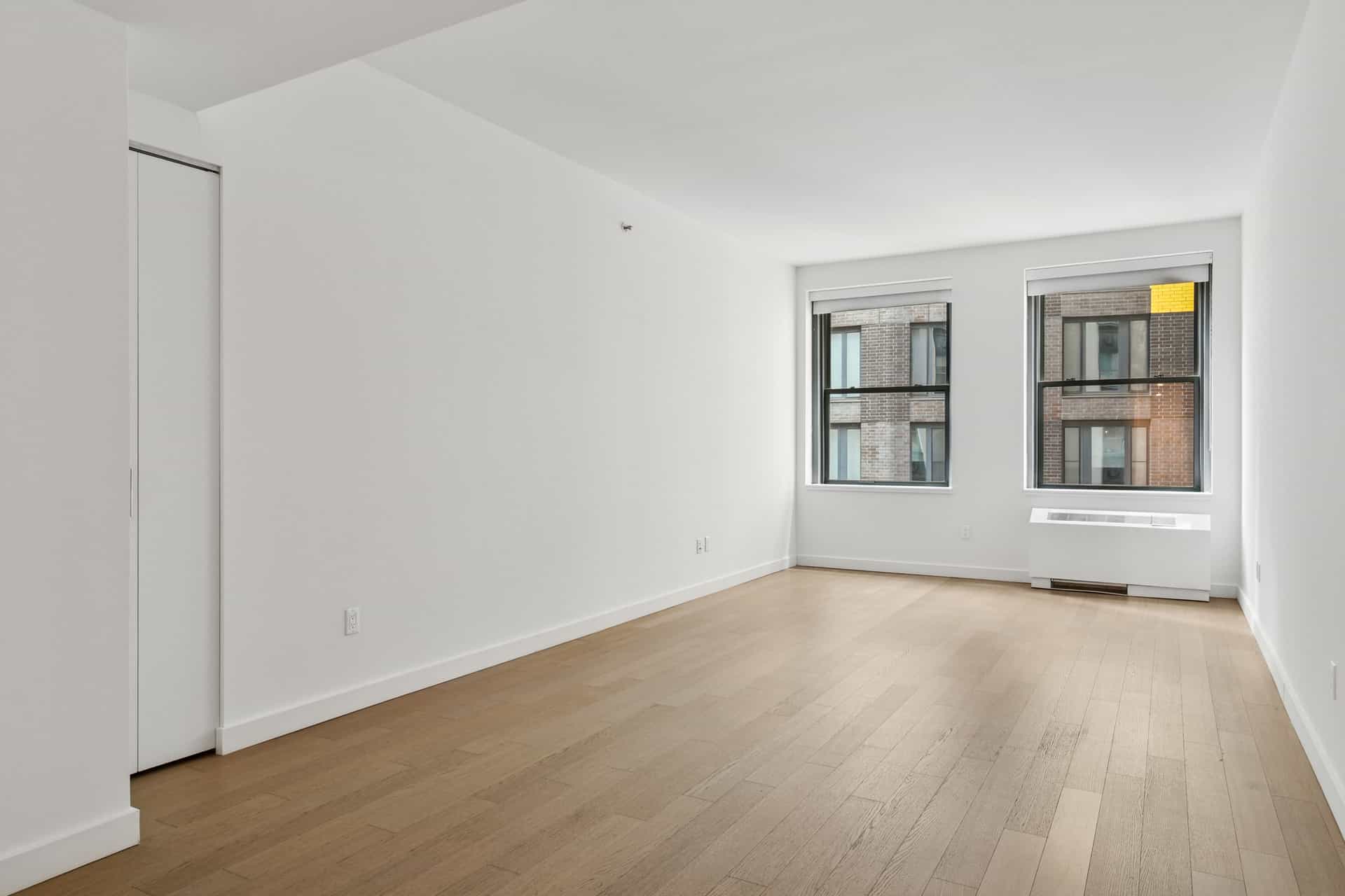 Twenty Exchange 20 Exchange Place #1317-20X, Manhattan, NY 10005 3