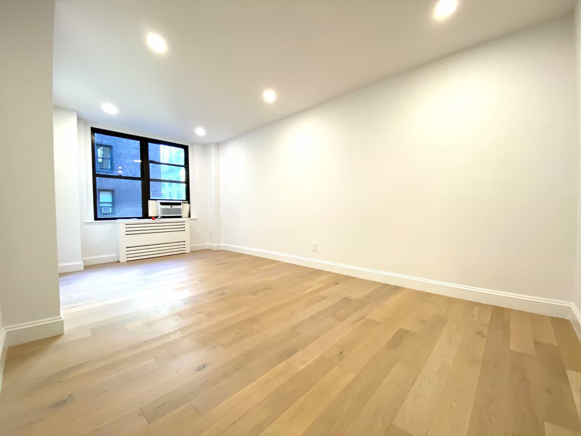 160 East 48 Street #12N-4, Manhattan, NY 10017 4