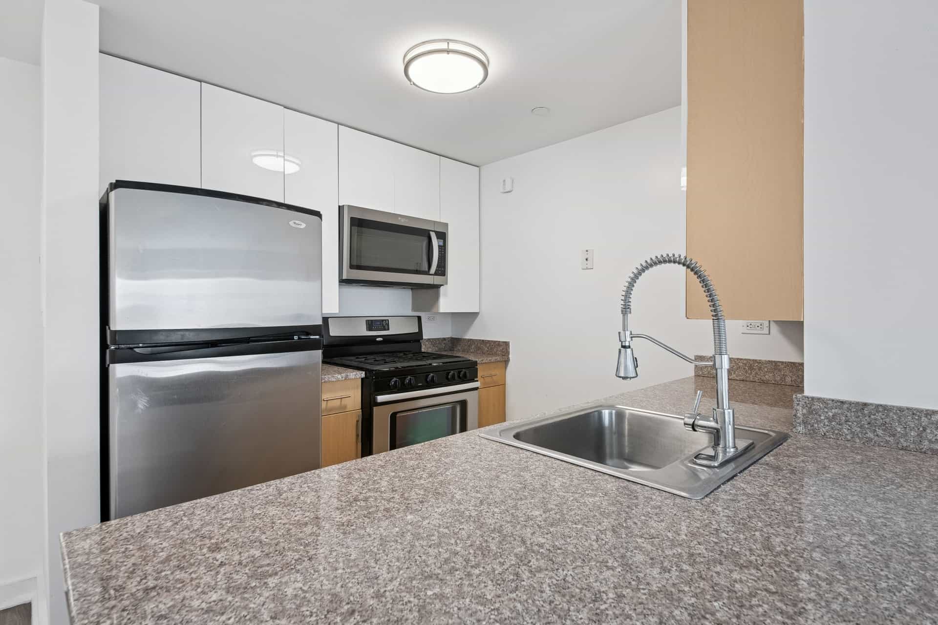 153-30 89 Ave #938, Queens, NY 11432 5