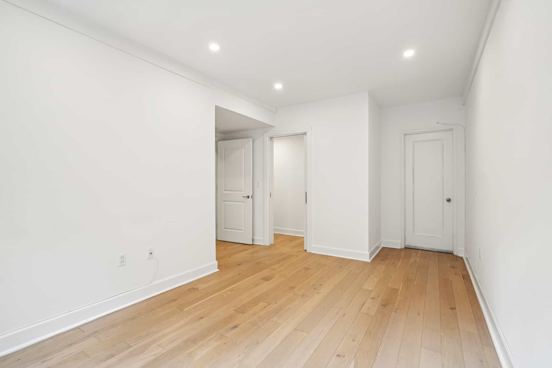 160 East 48 Street #8J-1, Manhattan, NY 10017 4