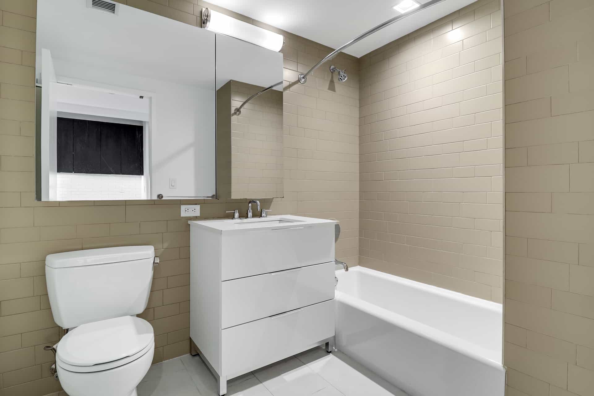 535 West 43 Street #NORTH 9M, Manhattan, NY 10036 4