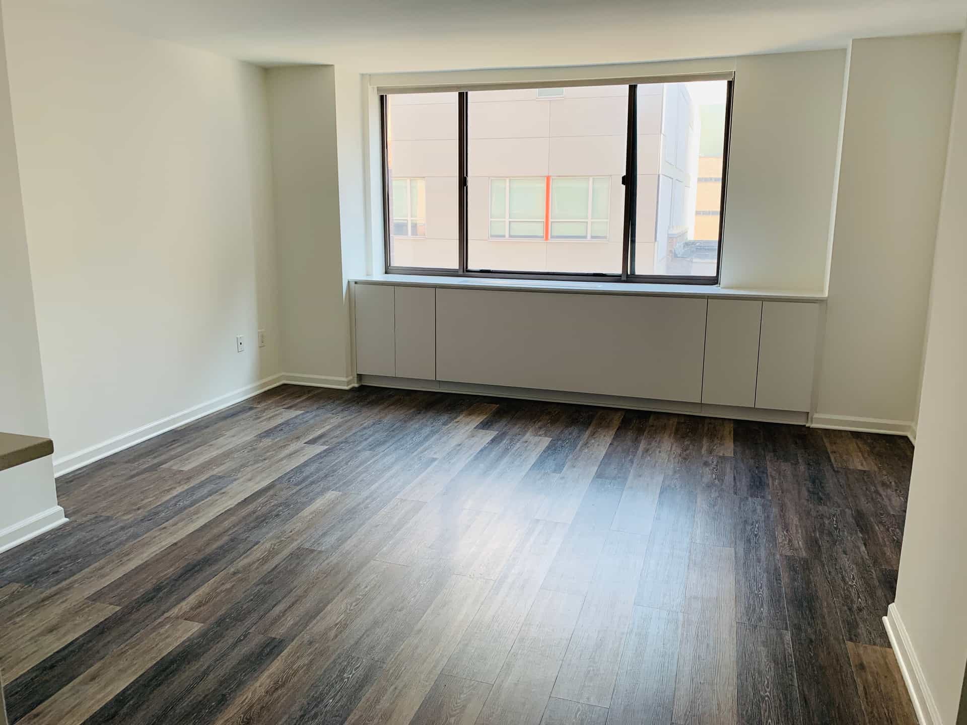 520 West   43 Street #2L, Manhattan, NY 10036 3