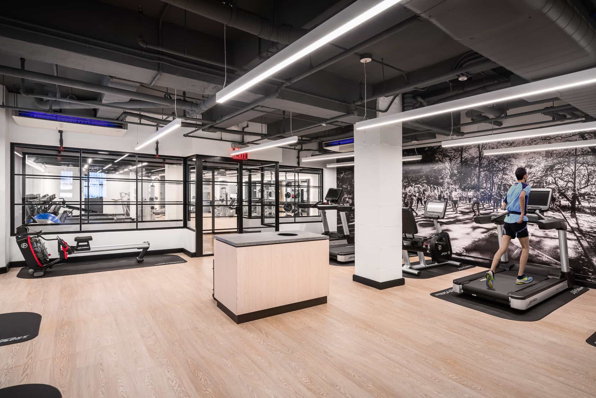 160 East 48 Street #PHU-3, Manhattan, NY 10017 2