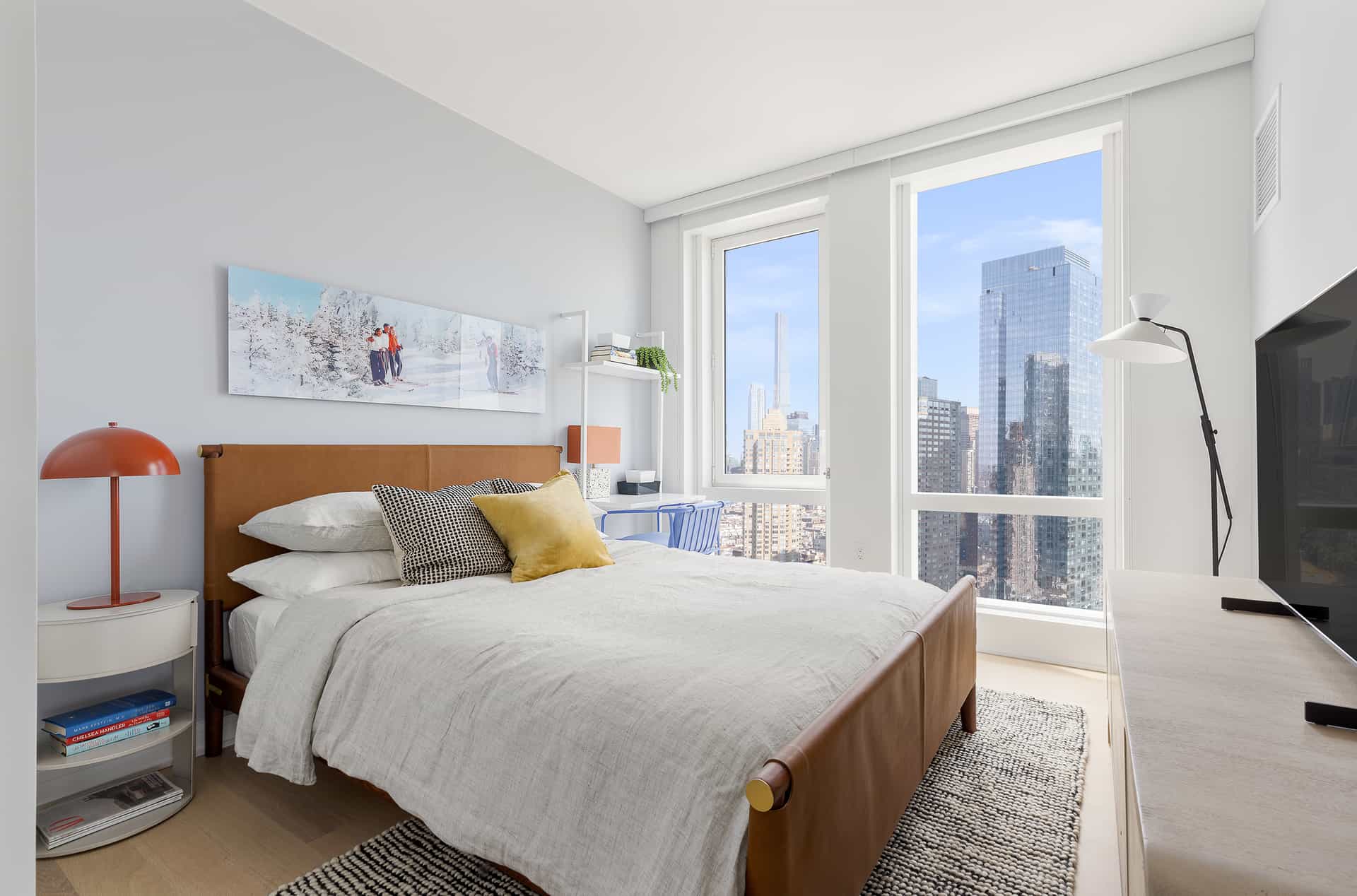 555 W 38 St #2703, Manhattan, NY 10018 4
