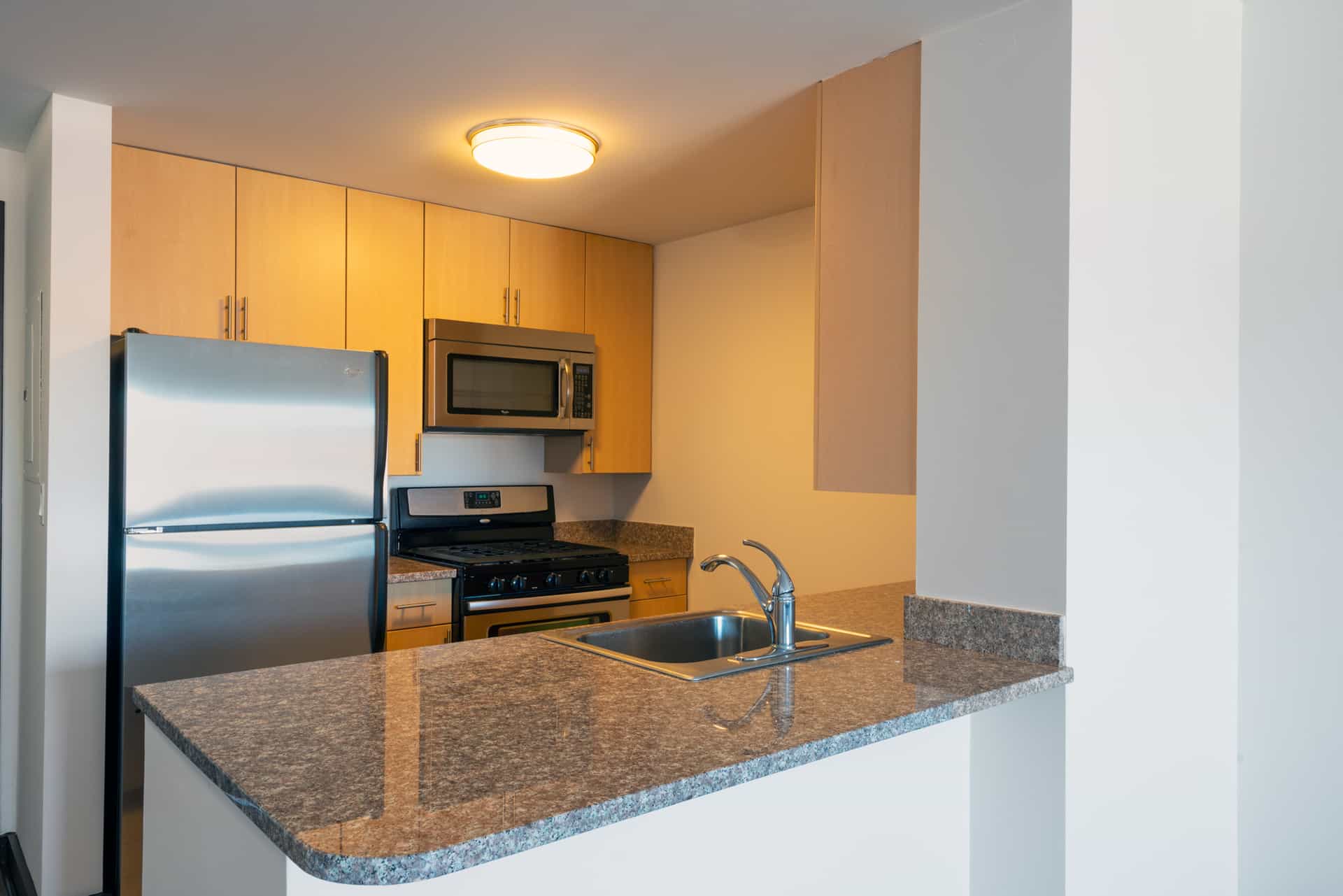 153-30 89 Ave #415, Queens, NY 11432 5