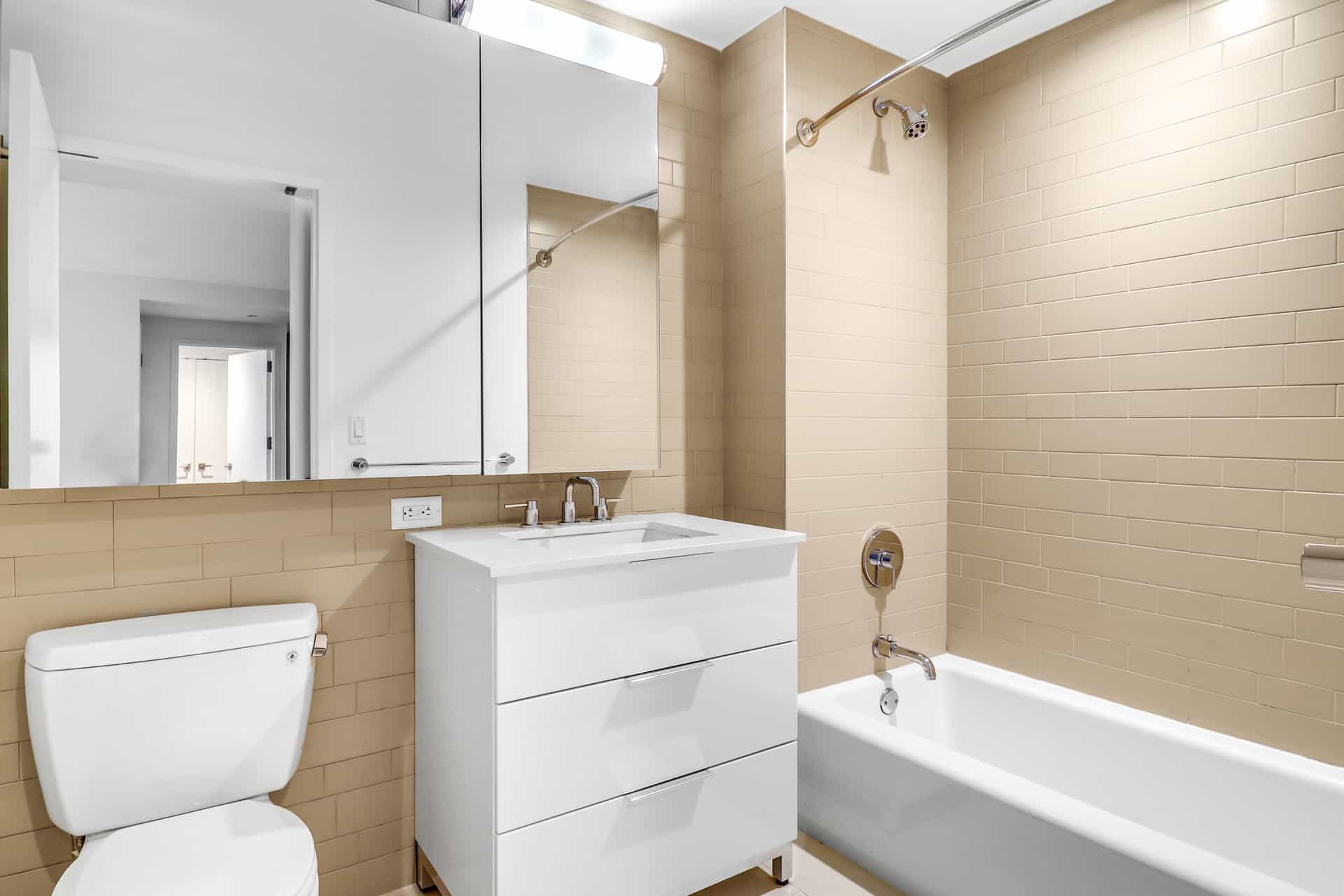 535 West 43 Street #SOUTH 9GG, Manhattan, NY 10036 2