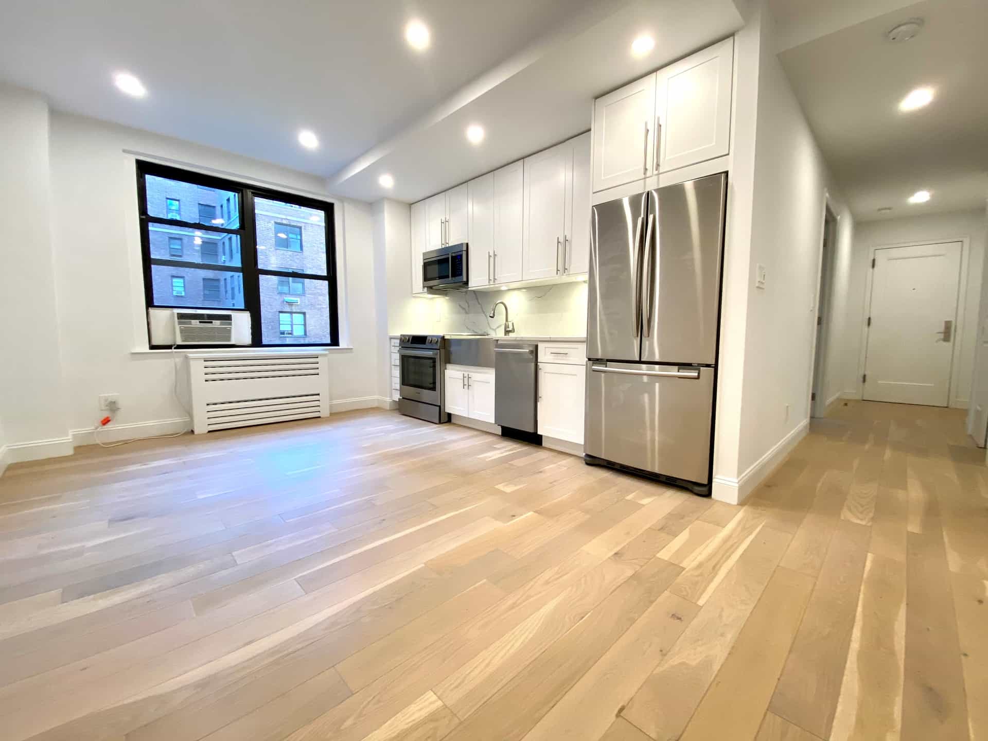 160 East 48 Street #14-D, Manhattan, NY 10017 2