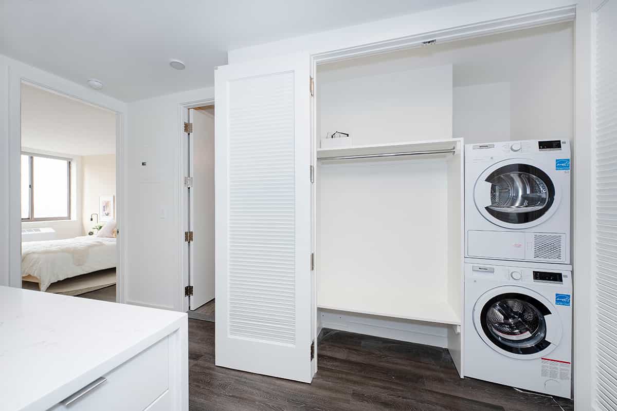 520 West   43 Street #9G, Manhattan, NY 10036 3