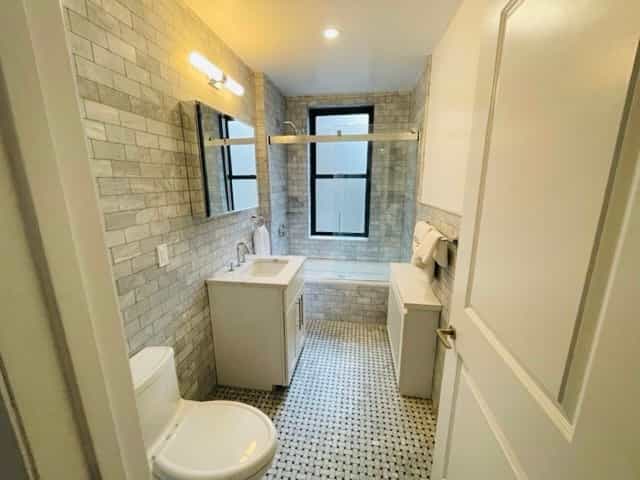 160 East 48 Street #6F, Manhattan, NY 10017 5