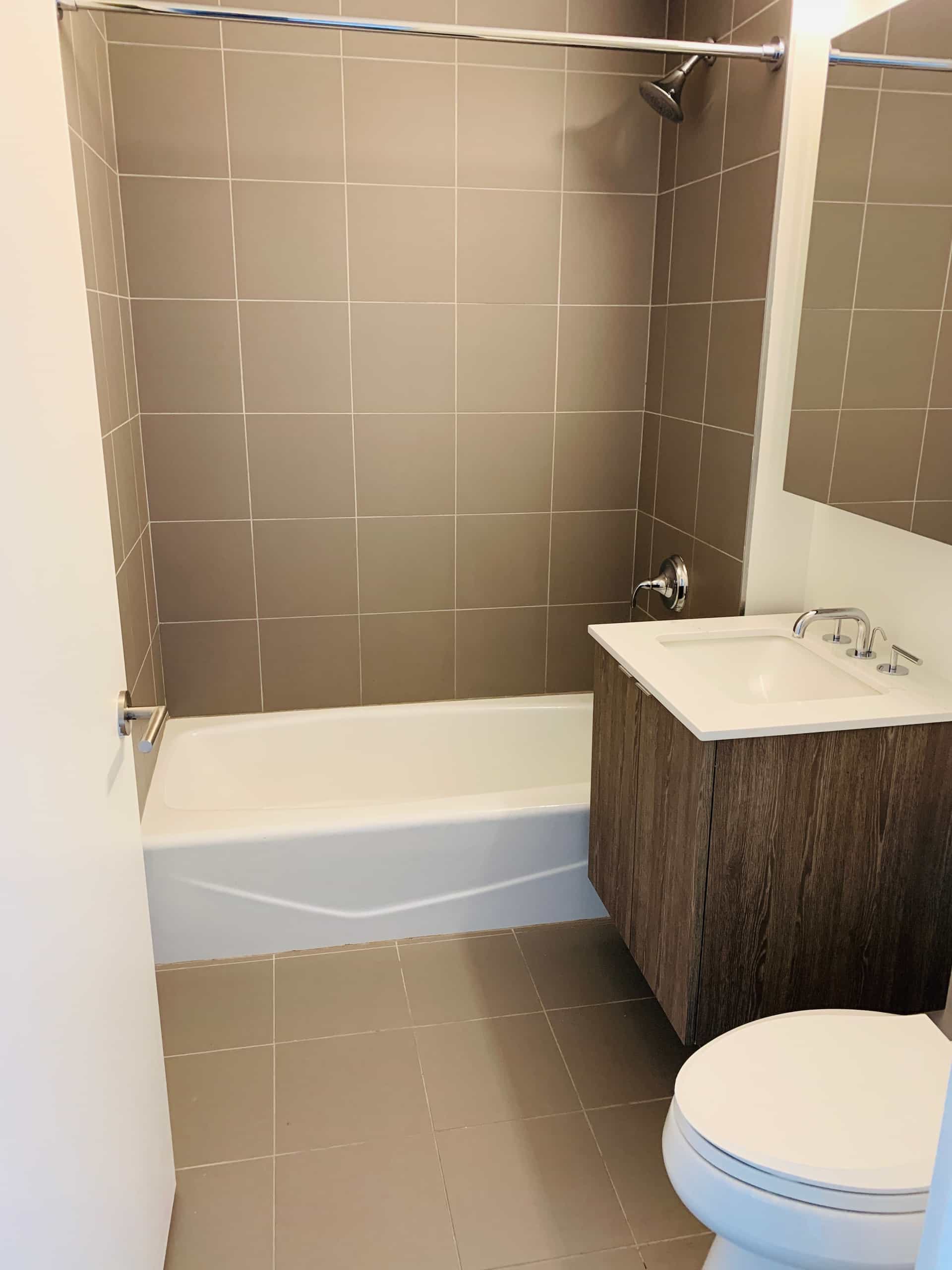 520 West   43 Street #2L, Manhattan, NY 10036 5