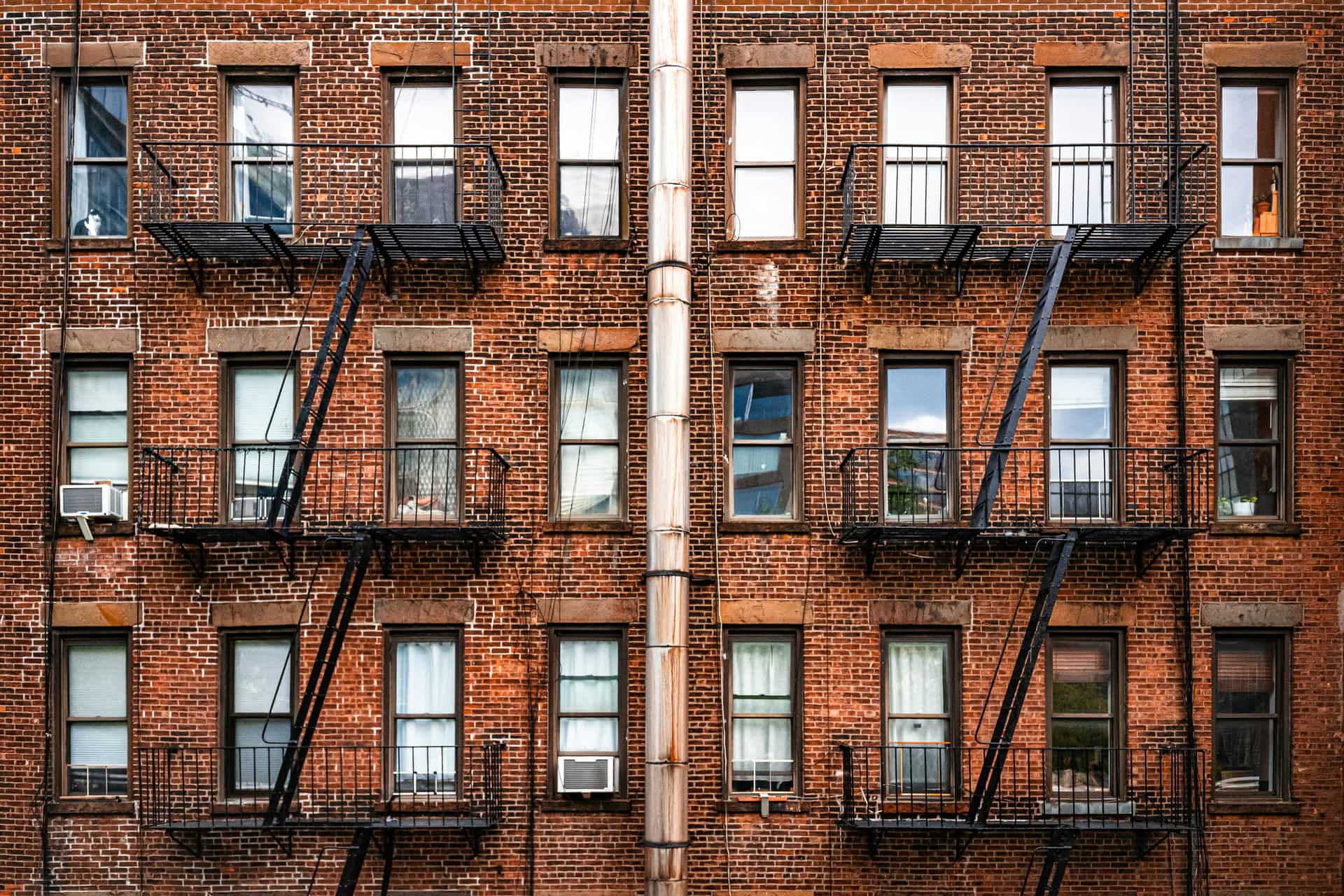 What is a rent-stabilized apartment? Rules, pros & cons