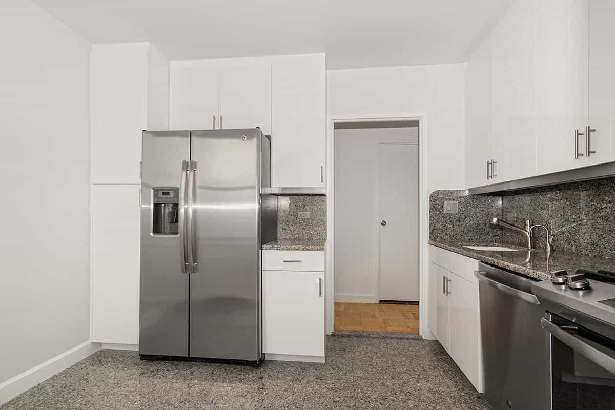 320 East 46 Street #5221, Manhattan, NY 10017 4