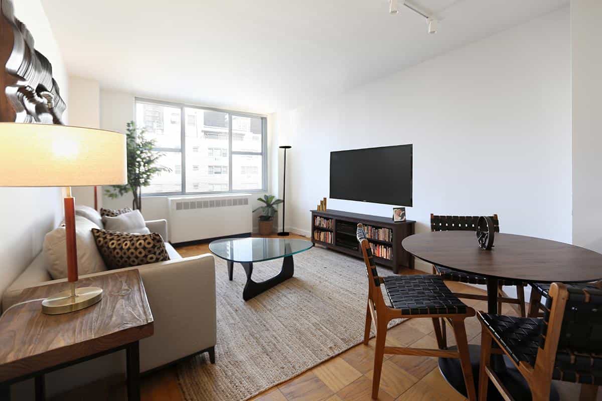 320 East 46 Street #1195, Manhattan, NY 10017 2