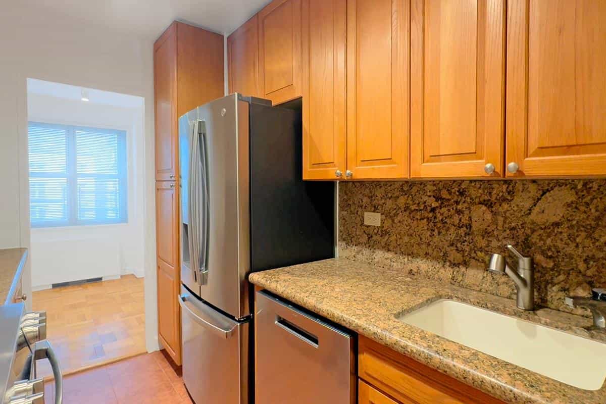 500 East 77 Street #1122, Manhattan, NY 10021 3