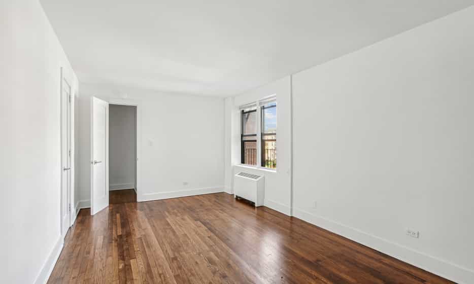 20-41 Seagirt Boulevard #03B, Queens, NY 11691 2