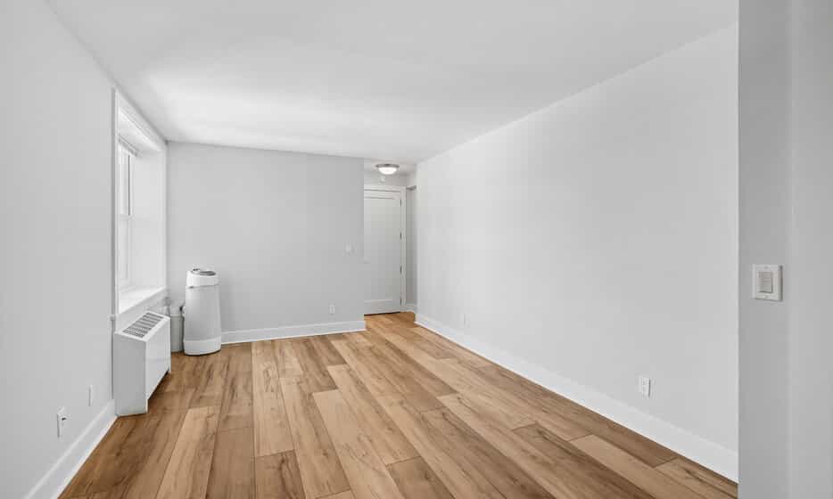 20-45 Seagirt Boulevard #02B, Queens, NY 11691 2