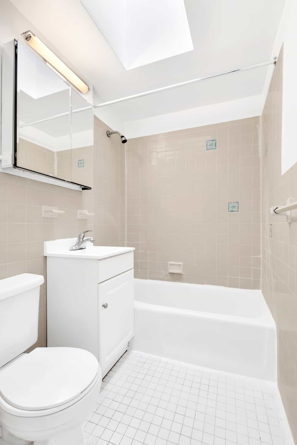 426 West 49 Street #5D, Manhattan, NY 10019 5