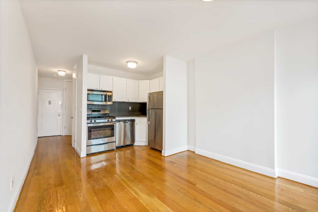 426 West 49 Street #3D, Manhattan, NY 10019 3