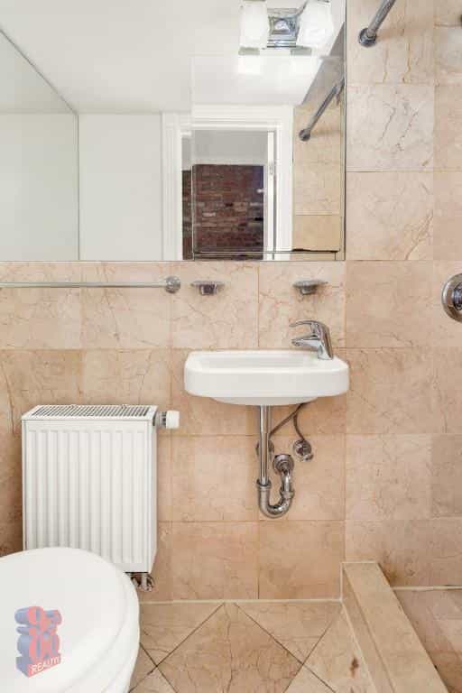 202 East 13 Street #4C, Manhattan, NY 10003 4