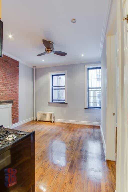 68 Clinton St #3B, Manhattan, NY 10002 2