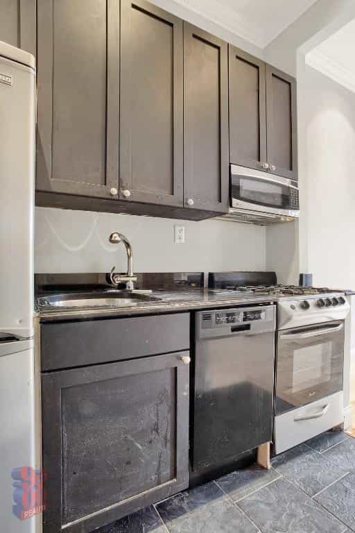 53 Leroy Street #5A, Manhattan, NY 10014 3