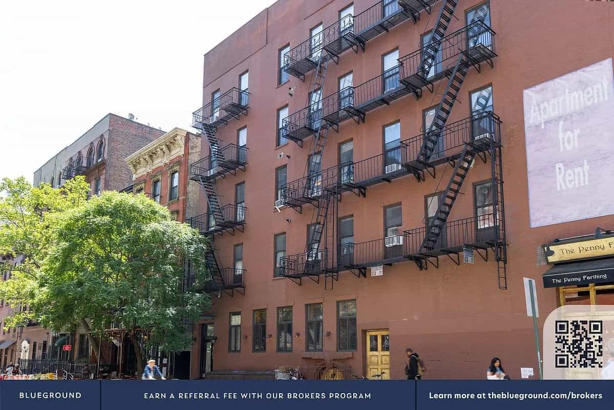 202 East 13 Street #3D, Manhattan, NY 10003 4
