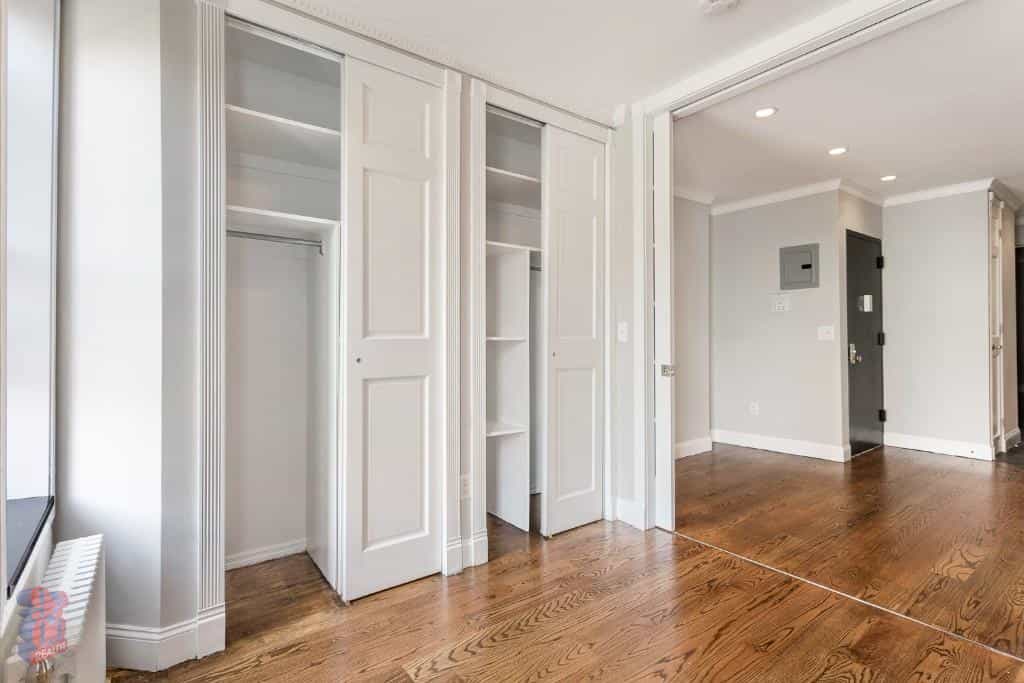 697 10 Avenue #3FN, Manhattan, NY 10036 3