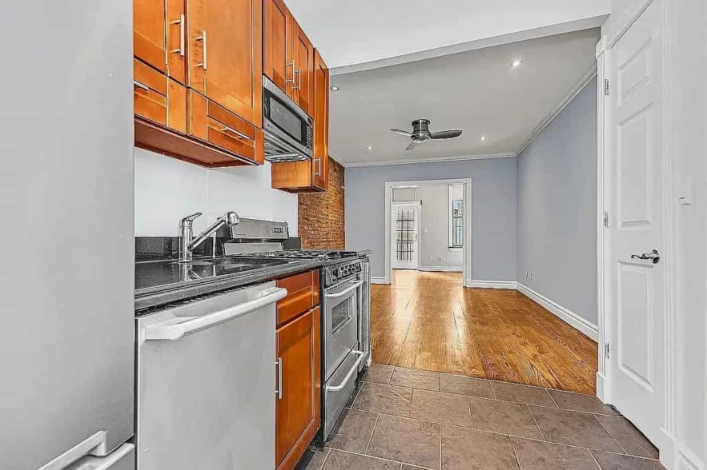 219 East 23 Street #6, Manhattan, NY 10010 4