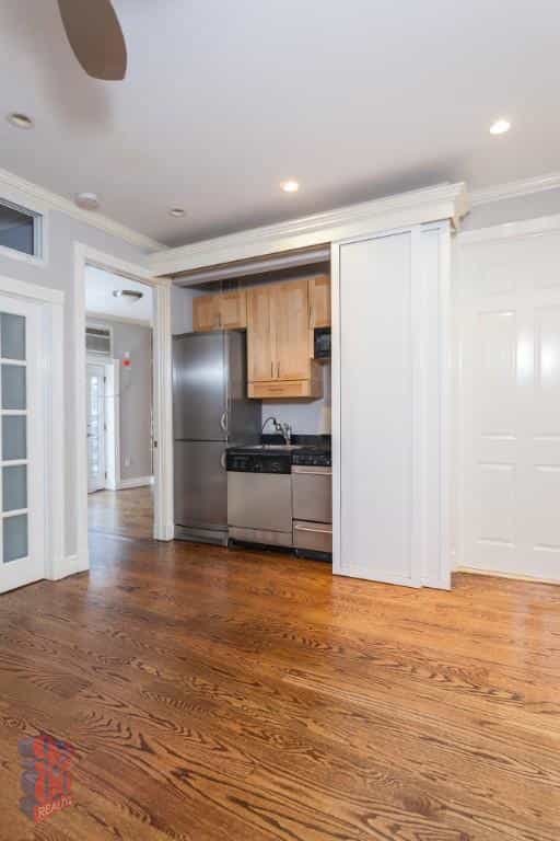 47 1/2 East 1 Street #4F, Manhattan, NY 10003 3