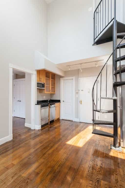 350 West 21 Street #7, Manhattan, NY 10011 3