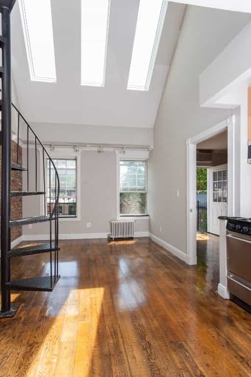 350 West 21 Street #7, Manhattan, NY 10011 2