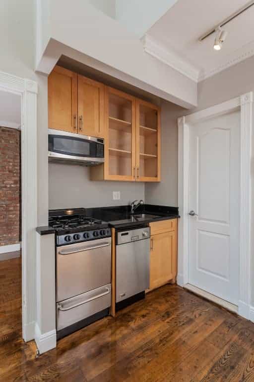 350 West 21 Street #7, Manhattan, NY 10011 4