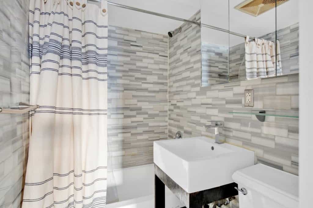 234 West 14 Street #2B, Manhattan, NY 10011 2