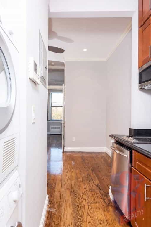 234 West 14 Street #4C, Manhattan, NY 10011 3