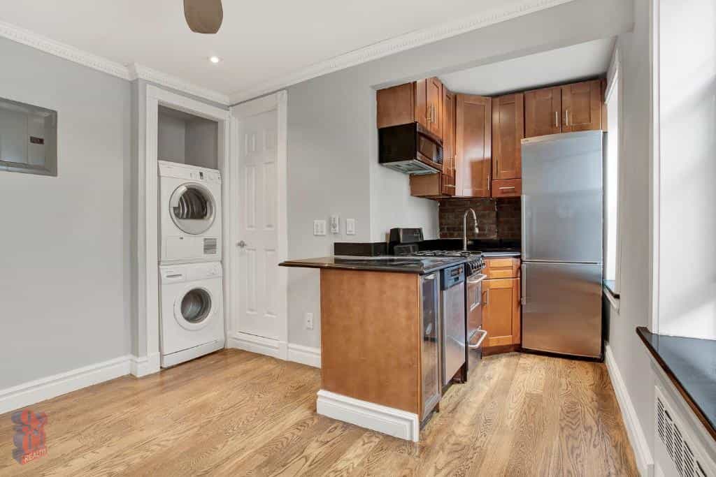 345 West 53 Street #2A, Manhattan, NY 10019 4
