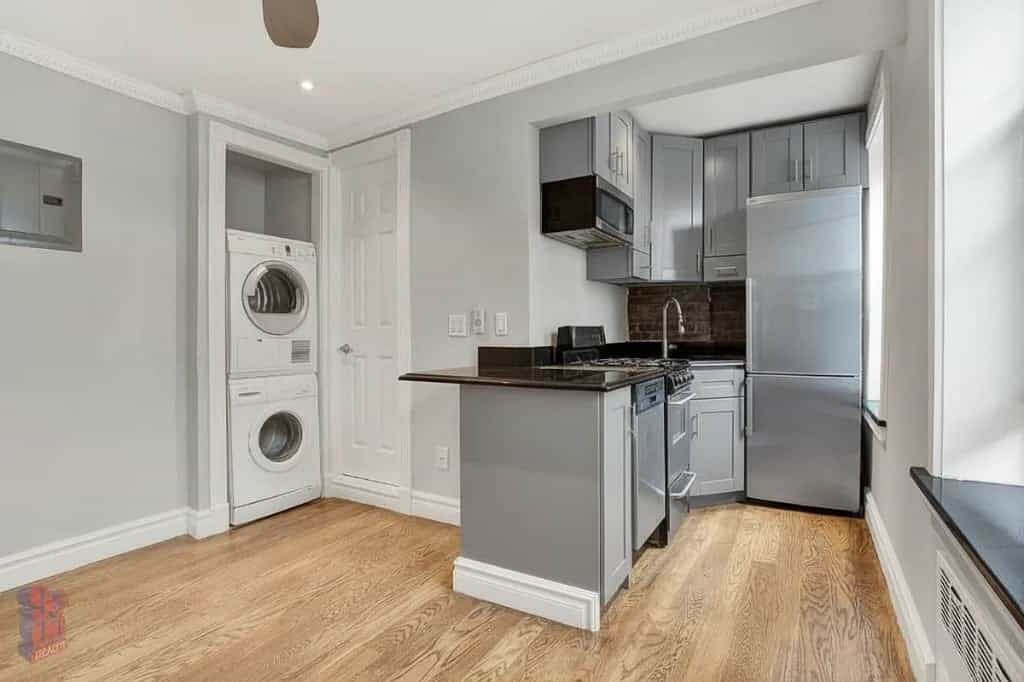 345 West 53 Street #2A, Manhattan, NY 10019 4
