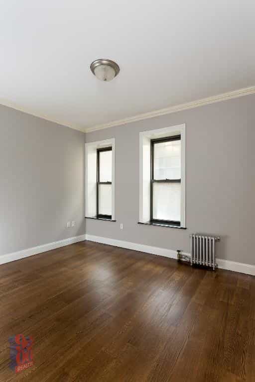 326 East 100 Street #2D, Manhattan, NY 10029 3