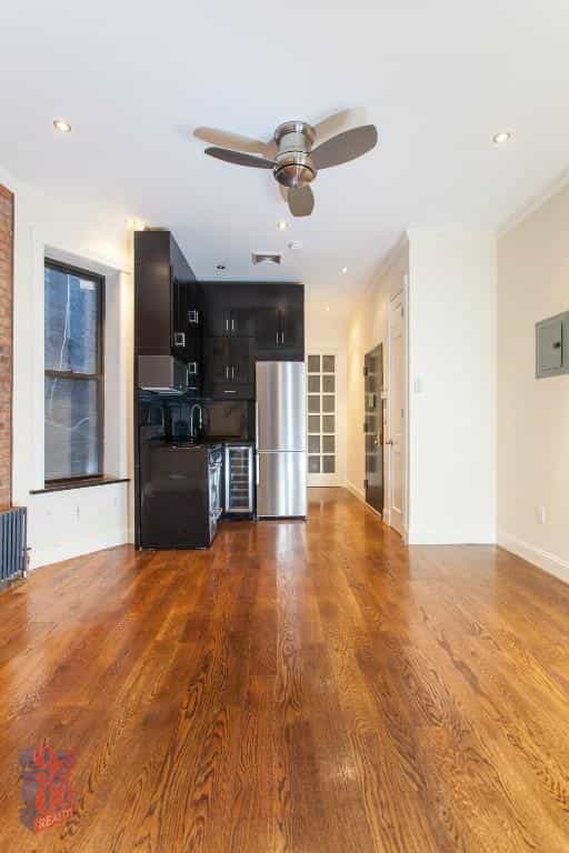 17 West 103 Street #2F, Manhattan, NY 10025 4