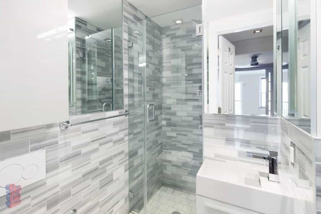 697 10 Avenue #2RN, Manhattan, NY 10036 3