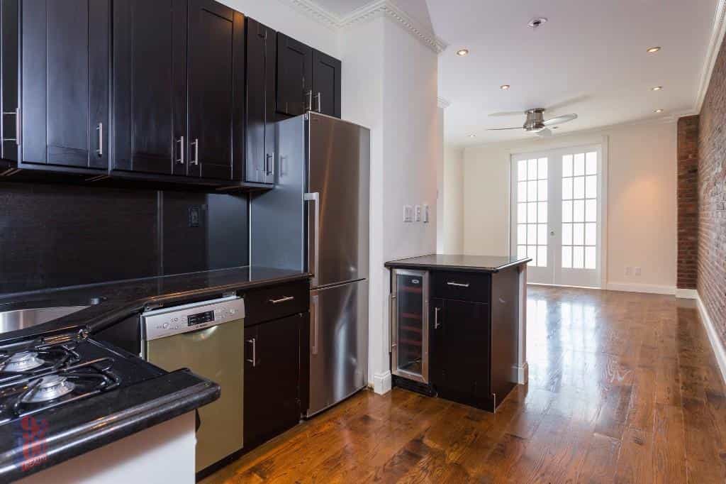 635 East 6 Street #3W, Manhattan, NY 10009 2