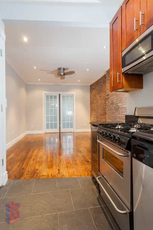 382 East 10 Street #2A, Manhattan, NY 10009 2