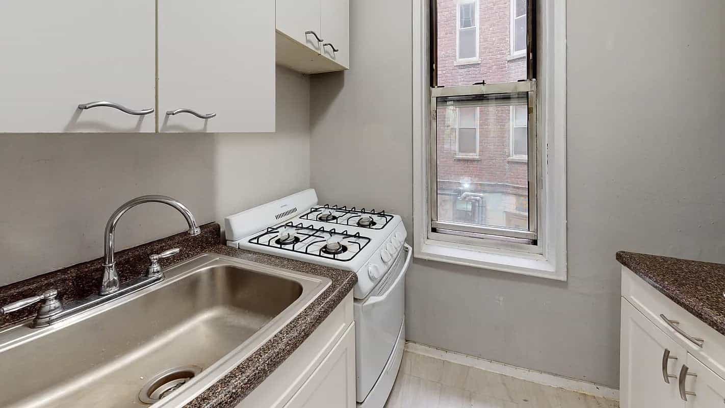340 East 58 Street #1A, Manhattan, NY 10022 3