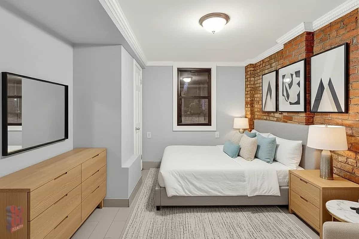 118 East 7 Street #1W, Manhattan, NY 10009 2
